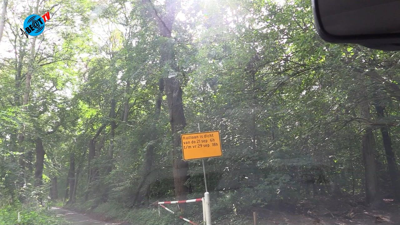 Kuillaan in bos Heiloo afgesloten voor al het verkeer (21 september 2023)